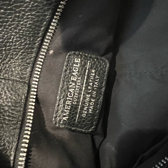 American Eagle Black Leather Shoulder Bag with Strap - Picture 6 of 6